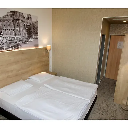 Ring Otel 3*