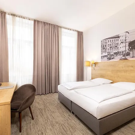 Hotel Ring