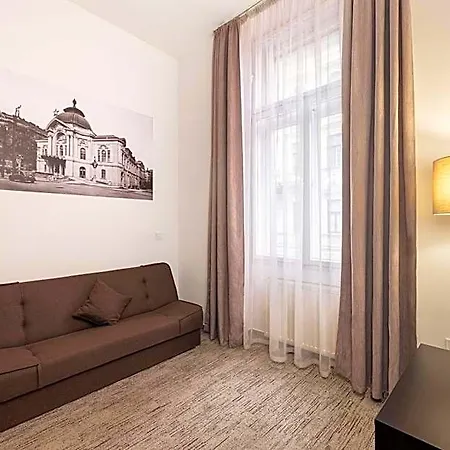 Ring 3* Budapest