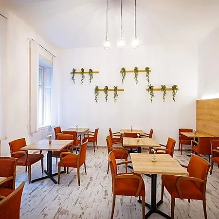 Ring 3* Budapest
