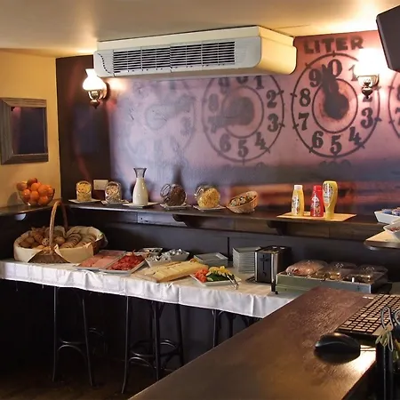 Ring 3* Budapest